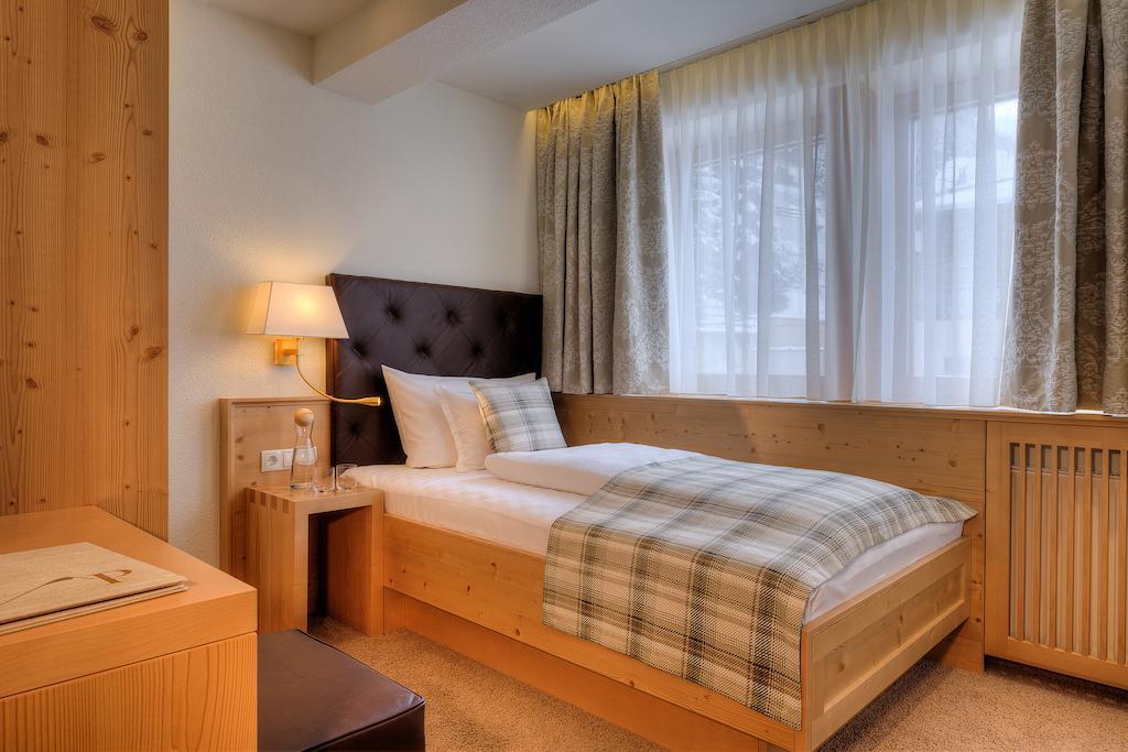Hotel Palin イシュグル 部屋 写真